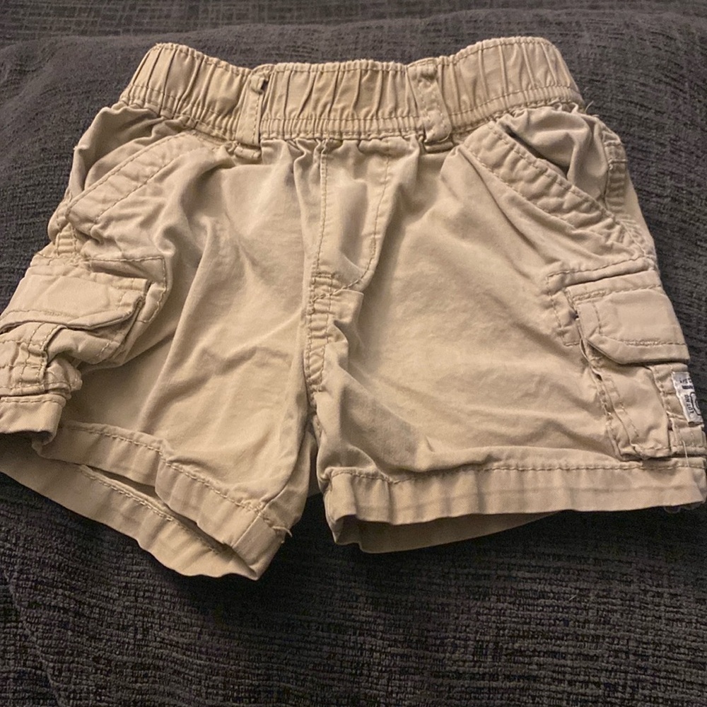 6-9 month shorts